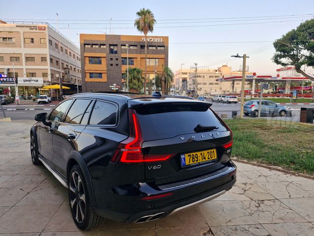 וולוו V60