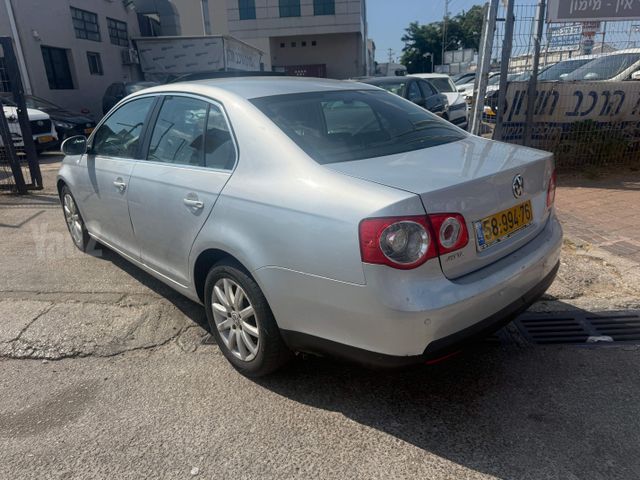 פולקסווגן ג'טה