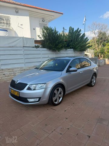 סקודה אוקטביה 