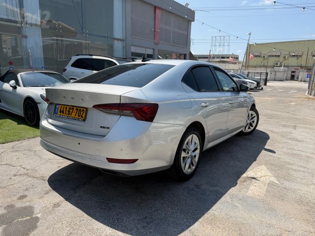 סקודה אוקטביה