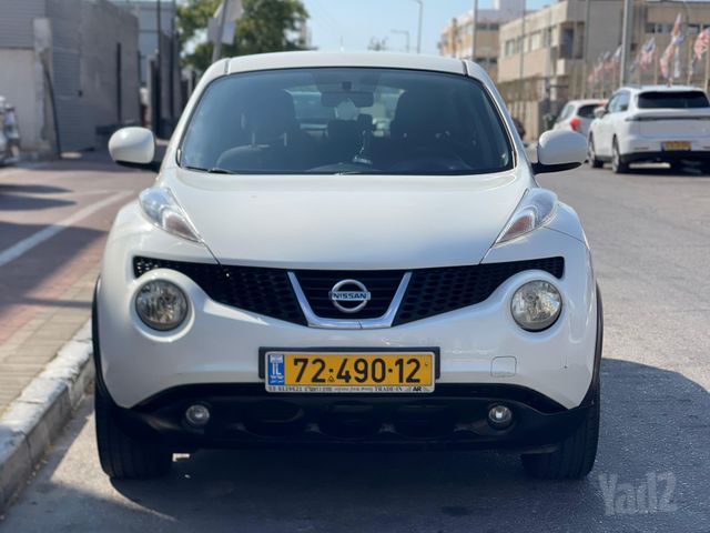 ניסאן ג'וק