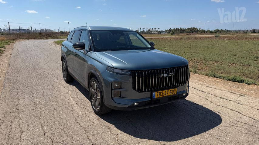 ג'אקו J7