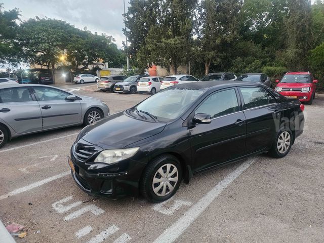 טויוטה קורולה
