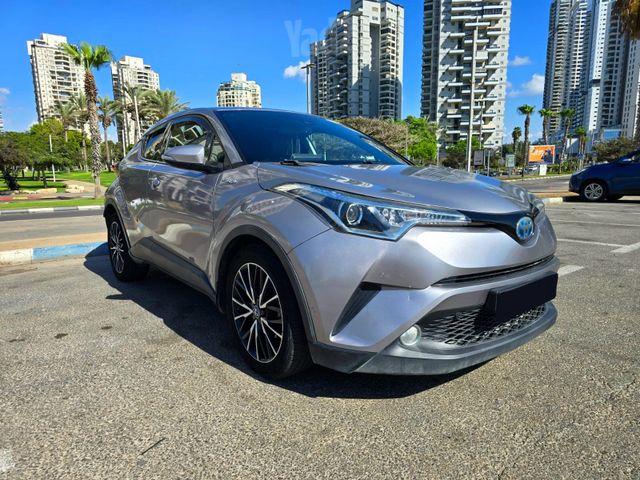 טויוטה C-HR