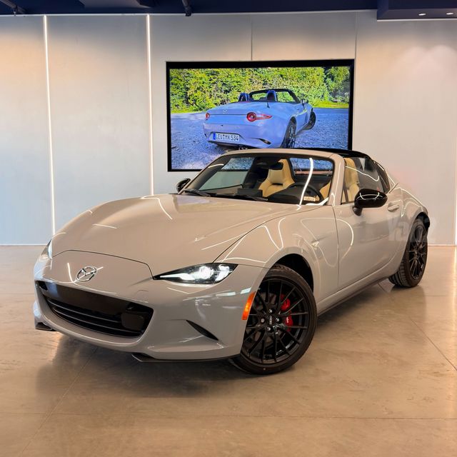 מודעת רכב מאזדה MX-5