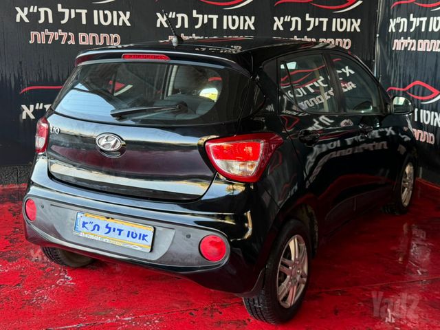 יונדאי i10