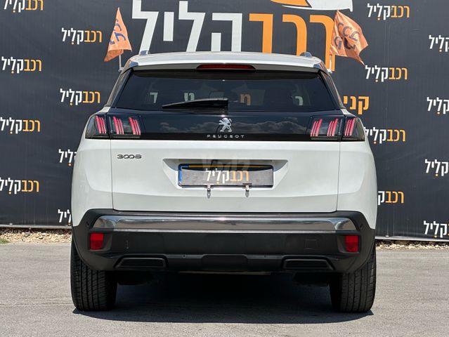 פיג'ו 3008