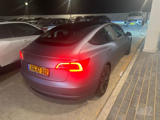 טסלה מודל 3