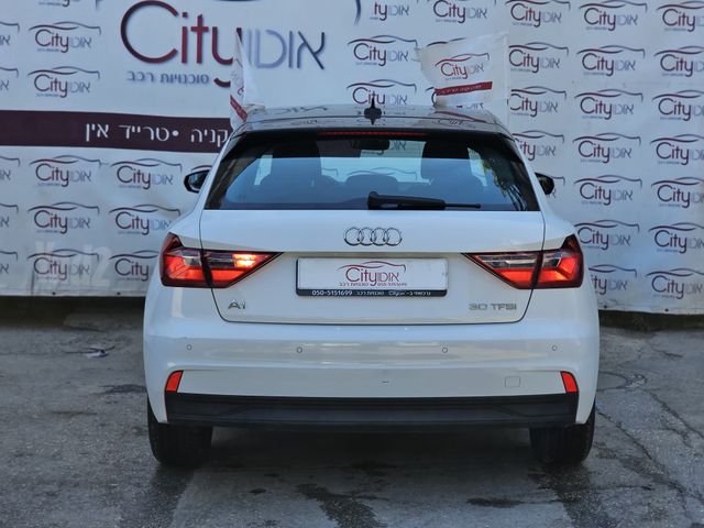 אאודי A1