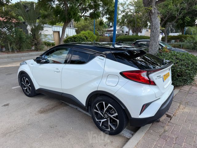 טויוטה C-HR