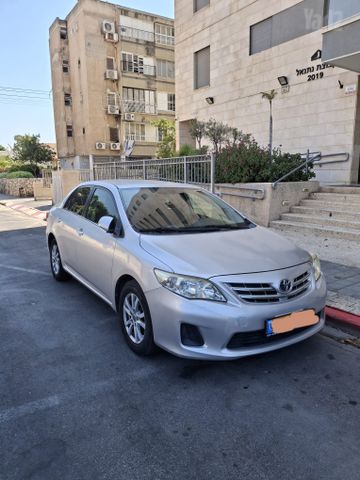 מודעת רכב טויוטה קורולה