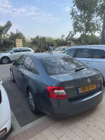 סקודה אוקטביה