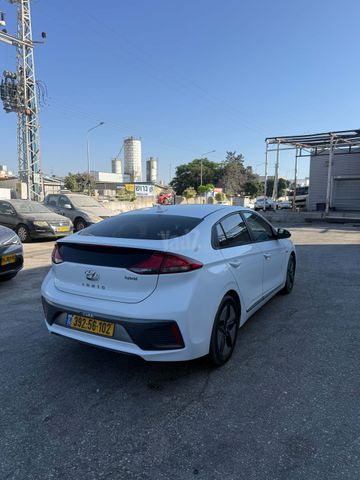 יונדאי איוניק