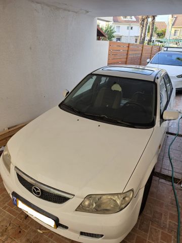 מאזדה 323