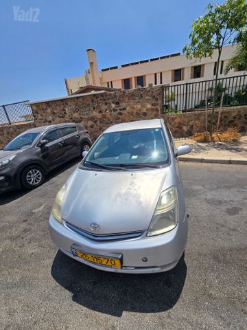 מודעת רכב טויוטה פריוס