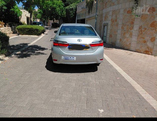 טויוטה קורולה