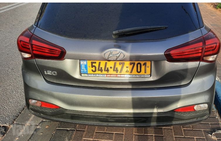 יונדאי i20