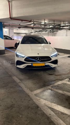 CLE 4X4 AMG Line 300 אוט׳ בנזין 2.0 (258 כ״ס)