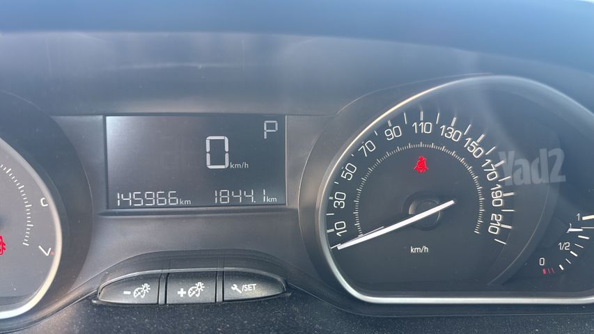 פיג'ו 208