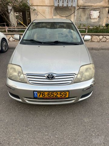 טויוטה קורולה