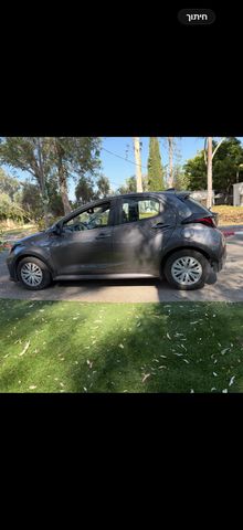 מודעת רכב טויוטה יאריס