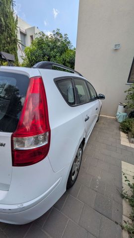 יונדאי i30
