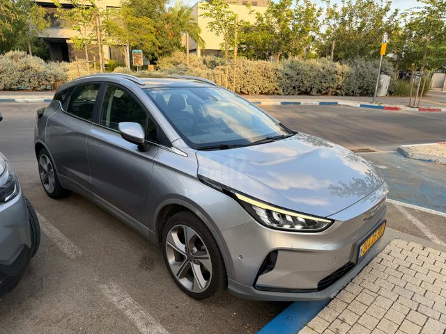 ג׳ילי Geometry C