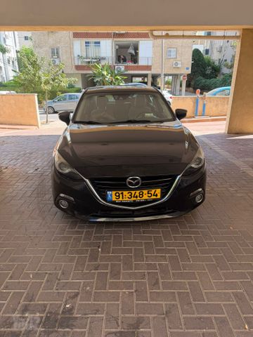 מאזדה 3