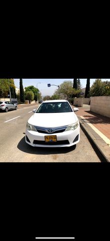 מודעת רכב טויוטה קאמרי
