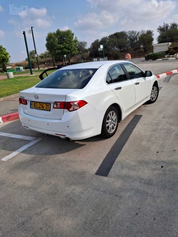 מודעת רכב הונדה אקורד
