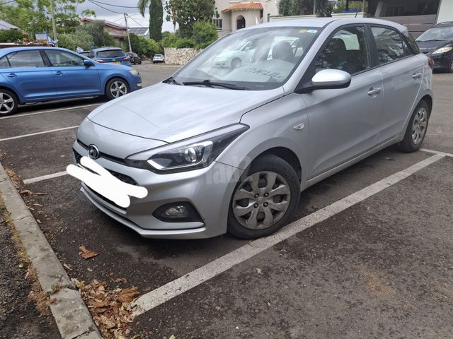 מודעת רכב יונדאי i20