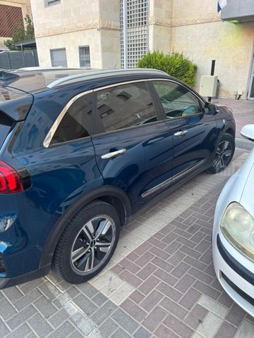 קיה נירו