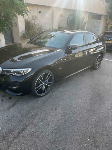 מודעת רכב ב מ וו סדרה 3