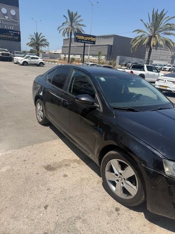 סקודה אוקטביה