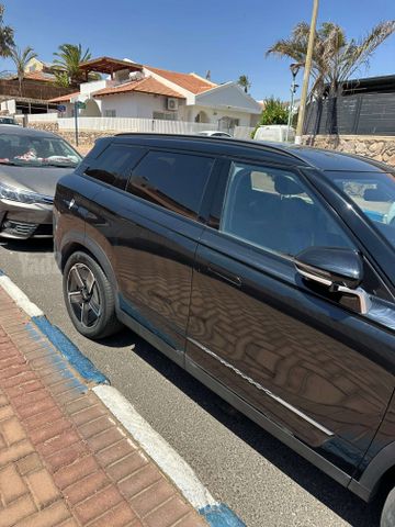 ג'אקו J7