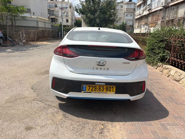 יונדאי איוניק