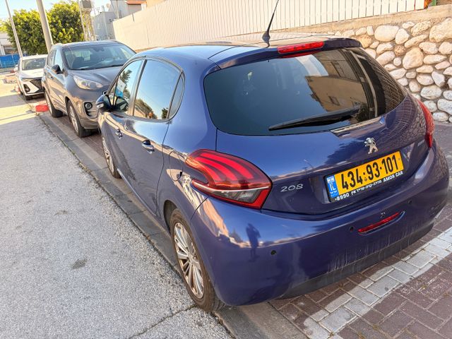פיג'ו 208