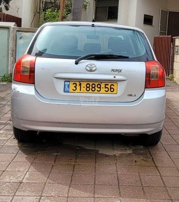 מודעת רכב טויוטה קורולה
