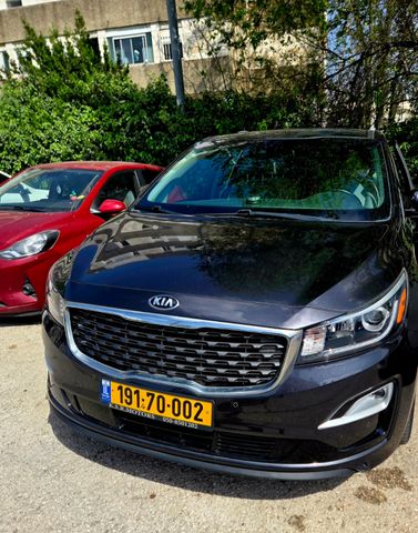 מודעת רכב קיה קרניבל