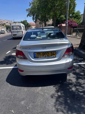 יונדאי אקסנט i25