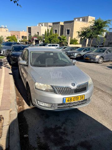 סקודה ראפיד