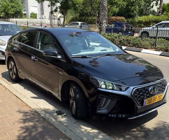 יונדאי איוניק