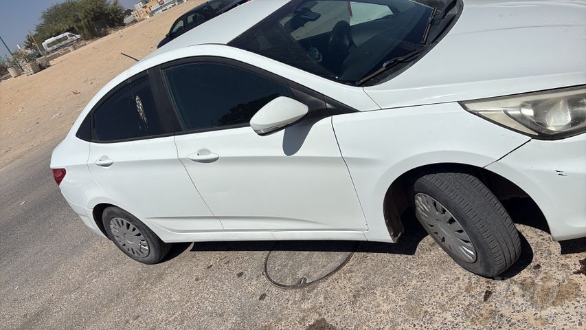 יונדאי אקסנט i25