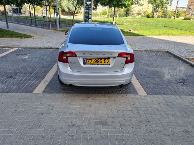 וולוו S60