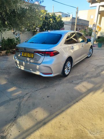 טויוטה קורולה
