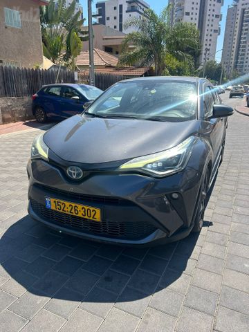 טויוטה C-HR