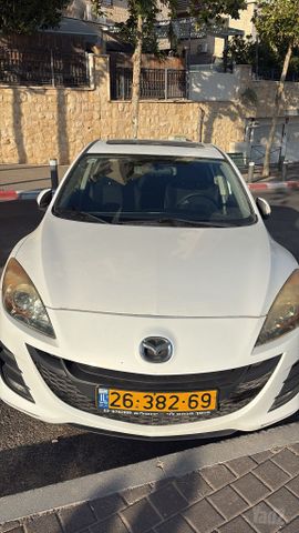 מאזדה 3