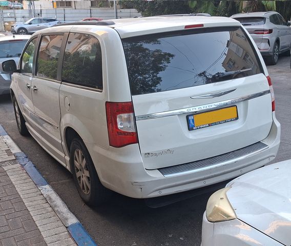 קרייזלר גראנד וויאג'ר