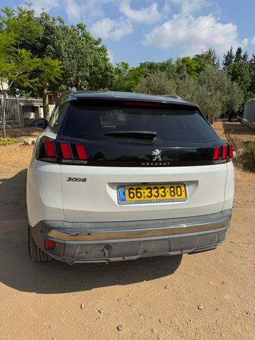 פיג'ו 3008