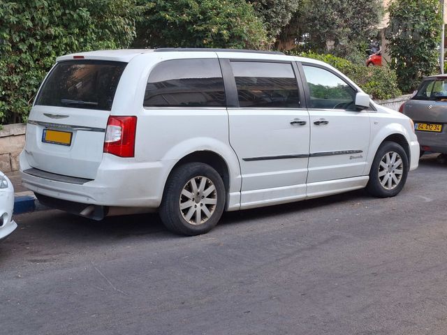 קרייזלר גראנד וויאג'ר